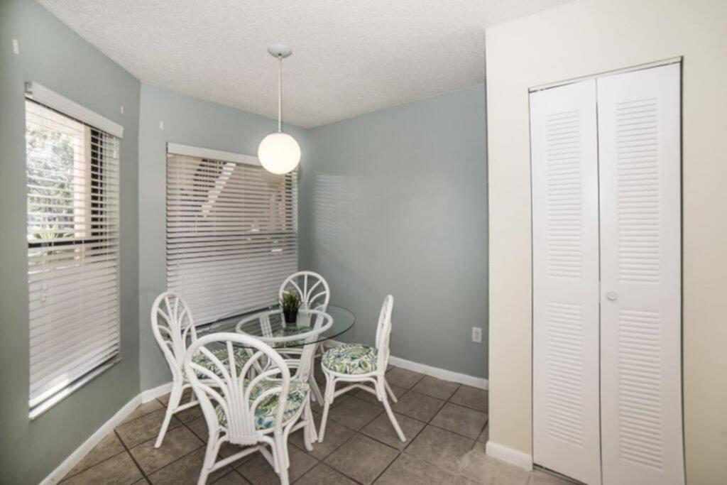 Holiday home 4411 Shorewalk 15 Min To And 5 Mins To Img