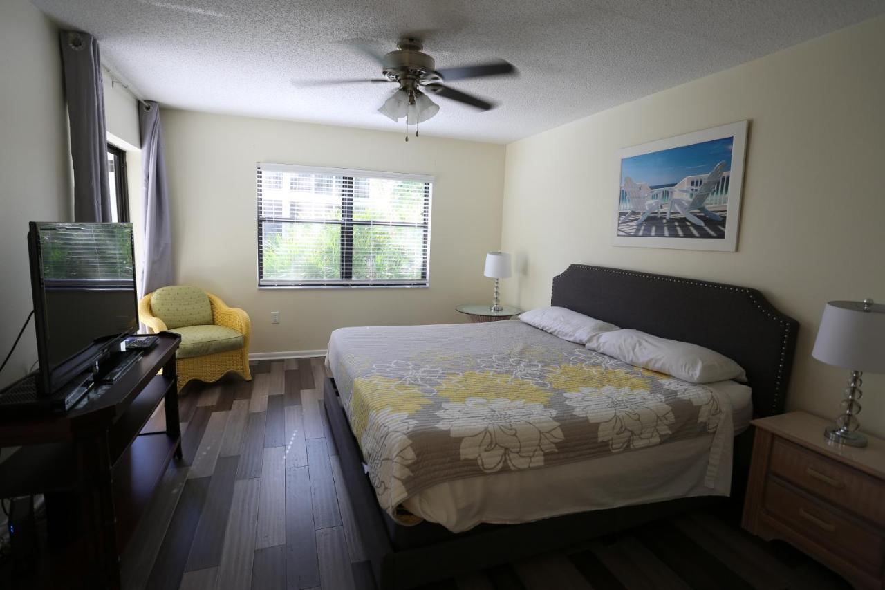 4411 Shorewalk 15 Min To And 5 Mins To Img Holiday home